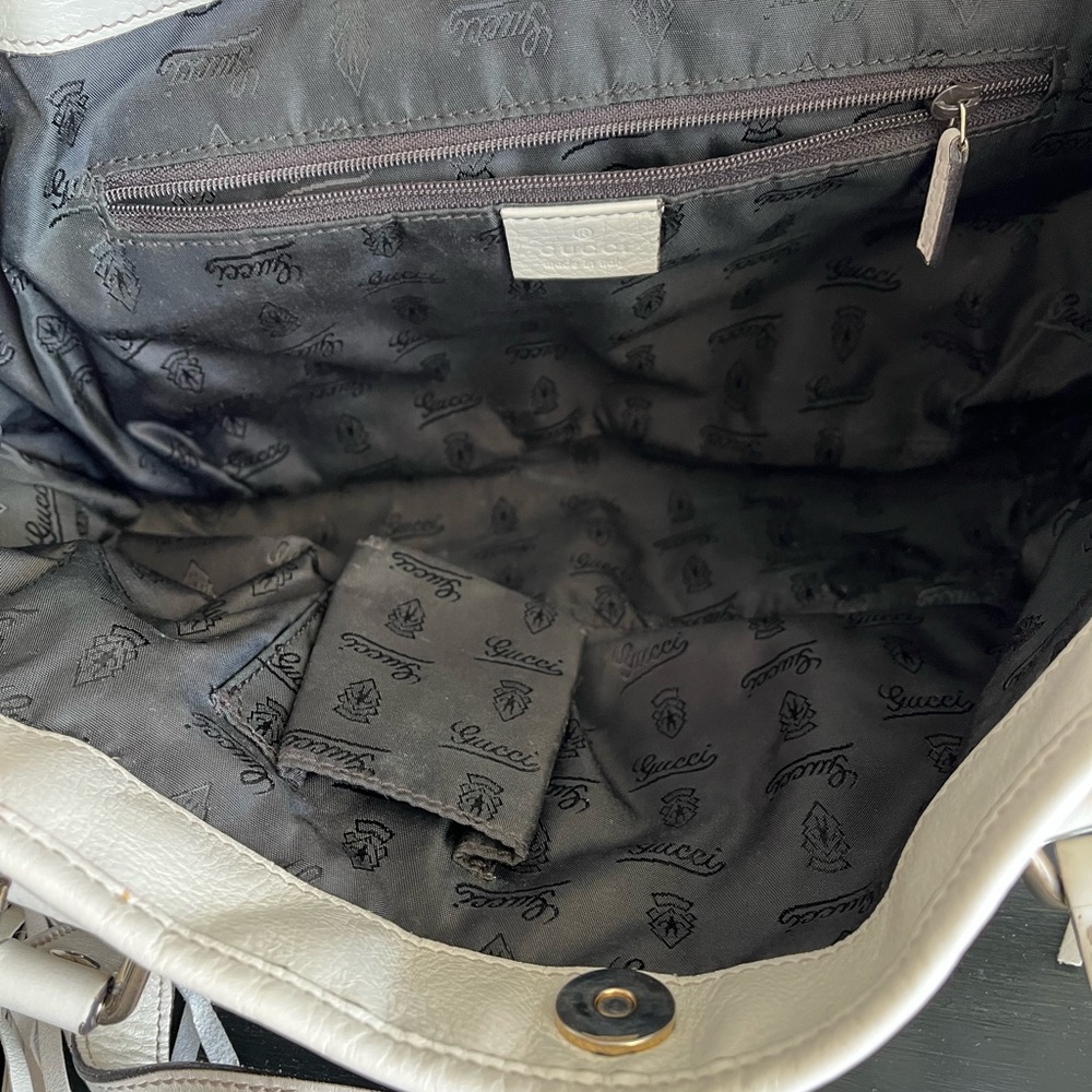 Gucci Bag - Picture 2 of 3
